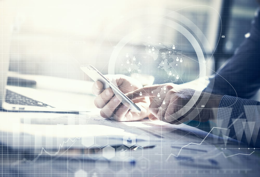 What is Mobile CRM: Fundamentals and Necessities