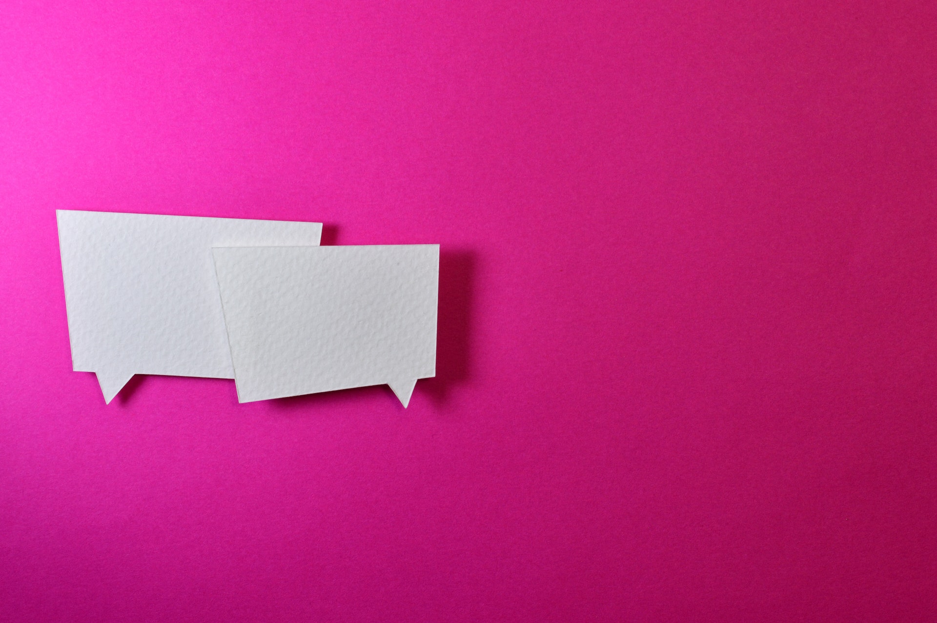 Boosting Customer Satisfaction through Live Chat Functionalities