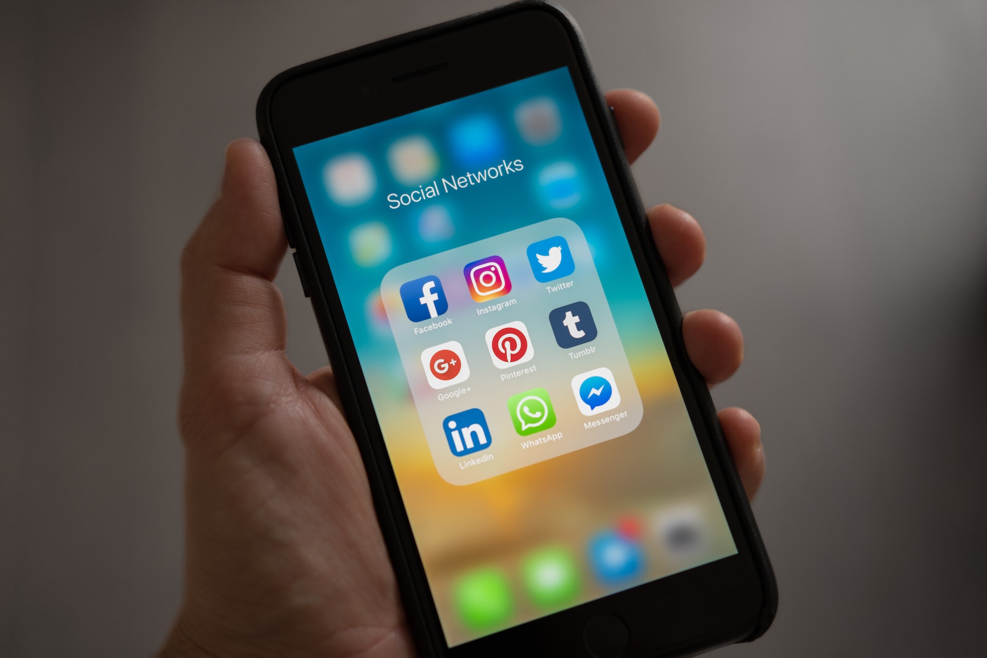 Role of Social Media in B2C Marketing and How to Measure Campaign ROI