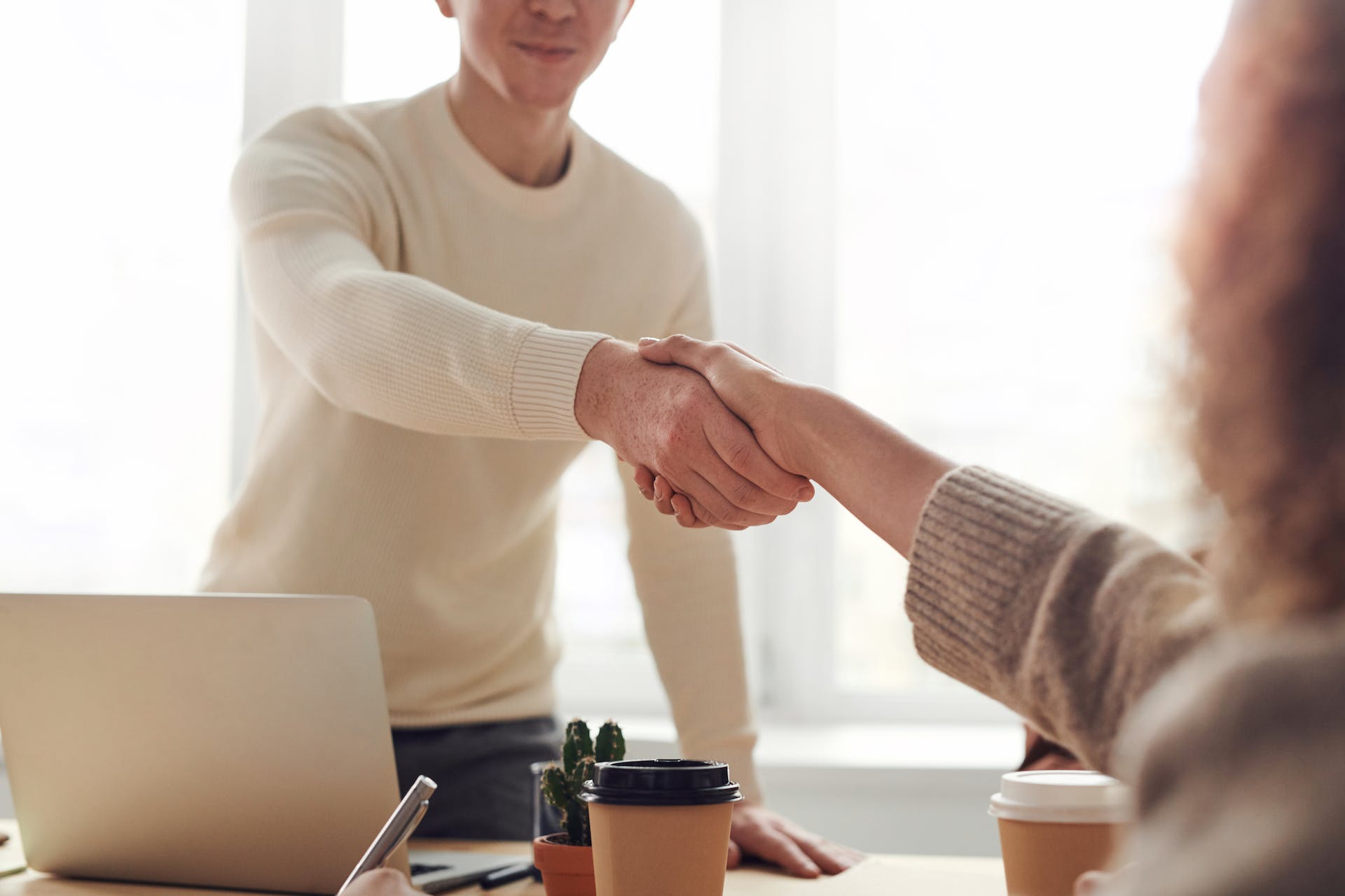 Mastering the Art of Sales Negotiation: Win-Win Solutions