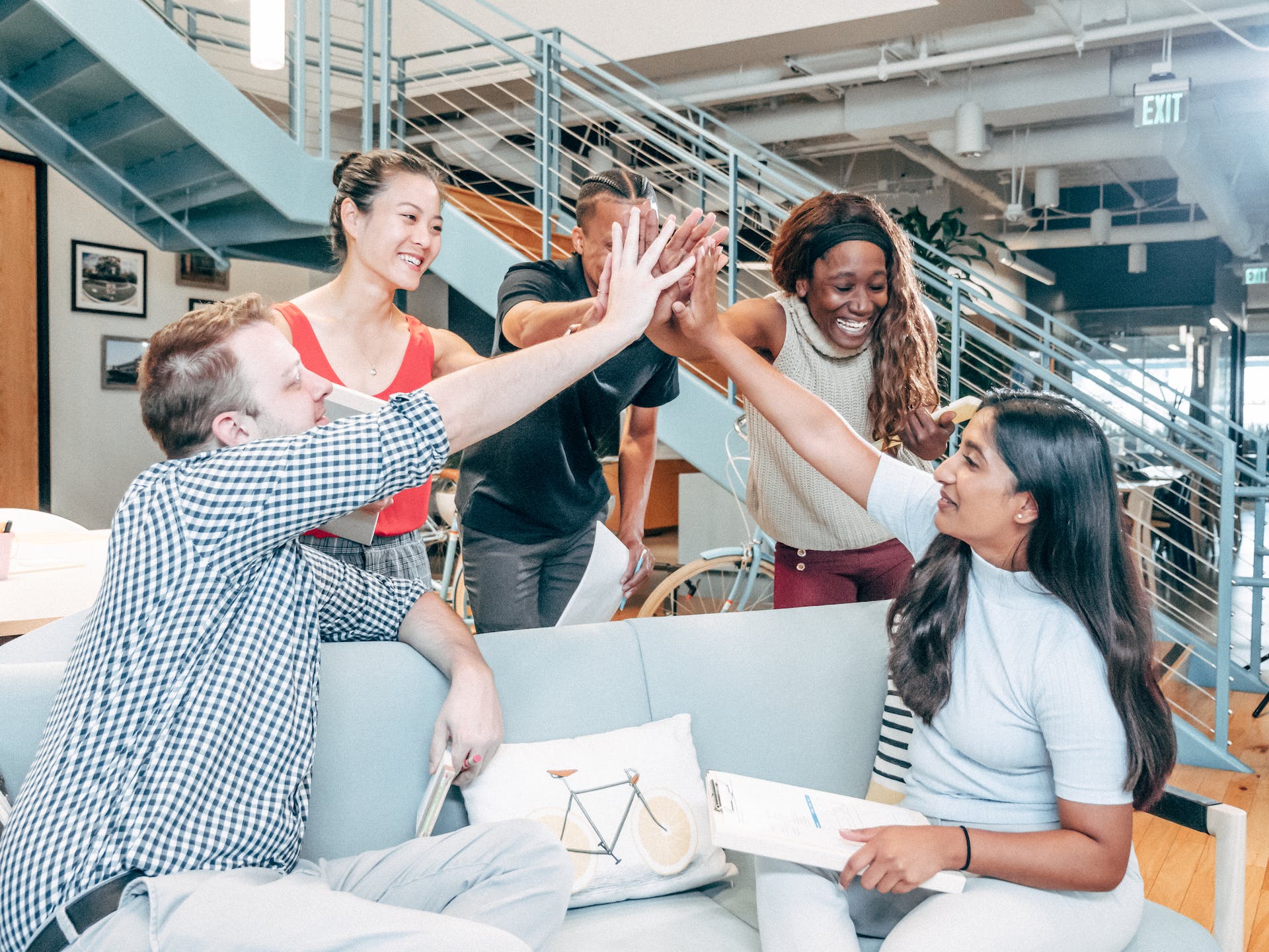 5 Essential Components of Your Team Building Strategy: The Guide to Managing Strong Teams